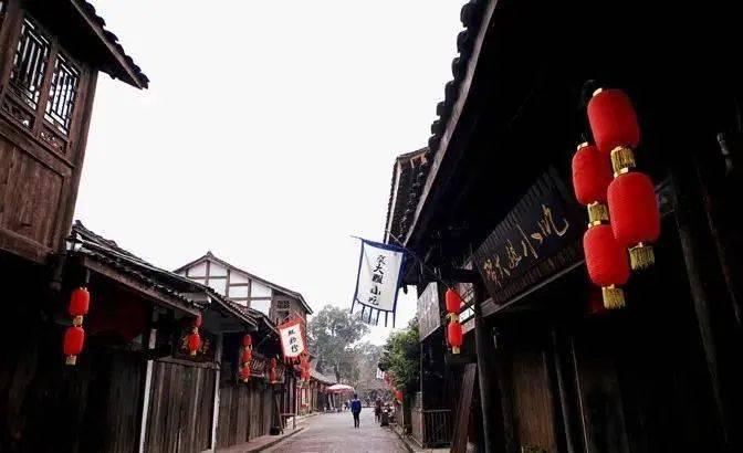 维密超模连吃3口猪油，私人健身教练：不要吃了，你是1个维密超模